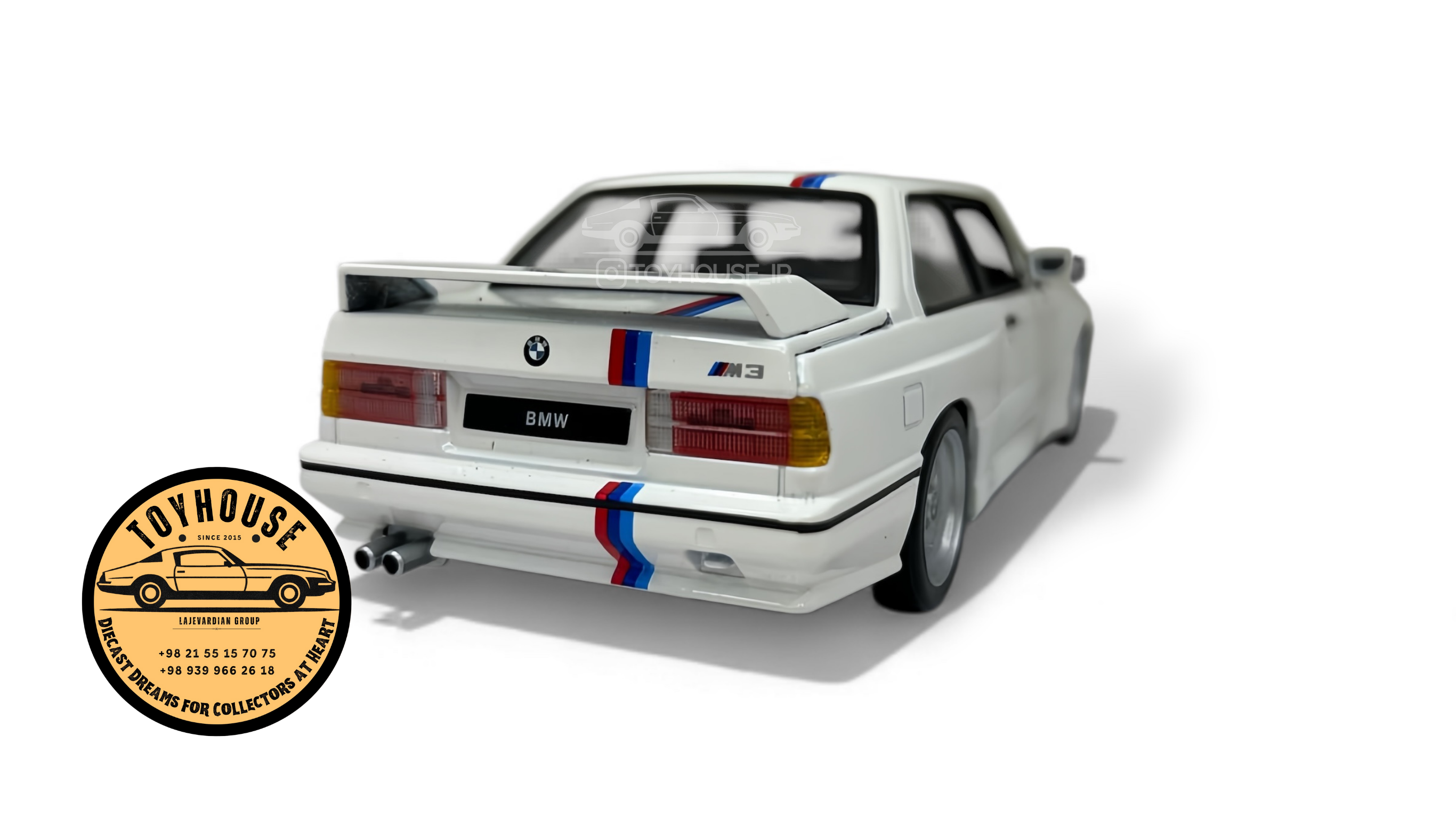 ماکت بی‌ام‌و M3 E30 سفید مدل ۱۹۸۸ مقیاس 1:24 برند بوراگو