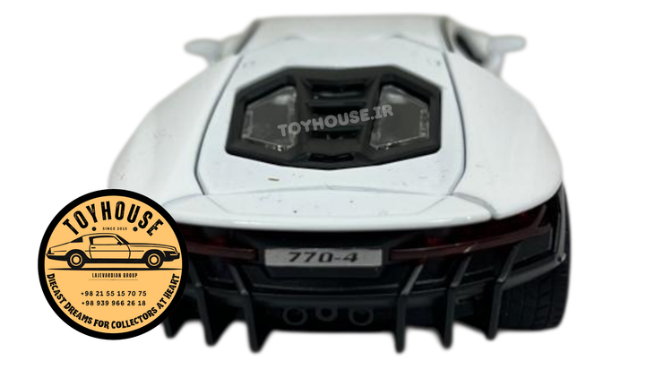 لامبورگینی سنتناریو سفید چراغدار